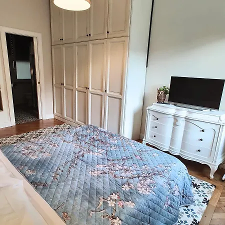 Luxury Apartment By Palazzo Senesi-2